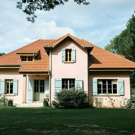 Between Bordeaux And Basque Coast