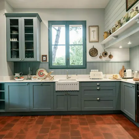 Дом отдыха Between Bordeaux And Basque Coast *