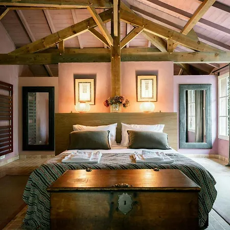 Between Bordeaux And Basque Coast *