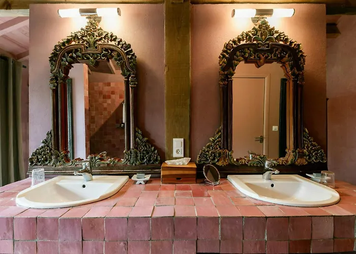 Between Bordeaux And Basque Coast